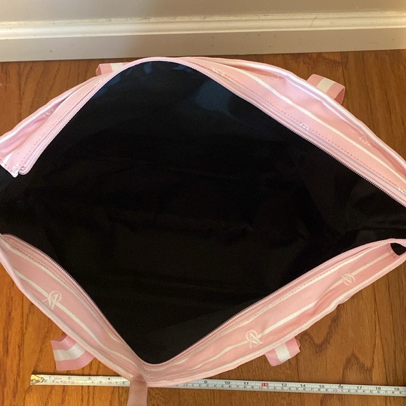 Victoria’s Secret weekender bag duffle bag pink white logo stripes - Picture 8 of 12